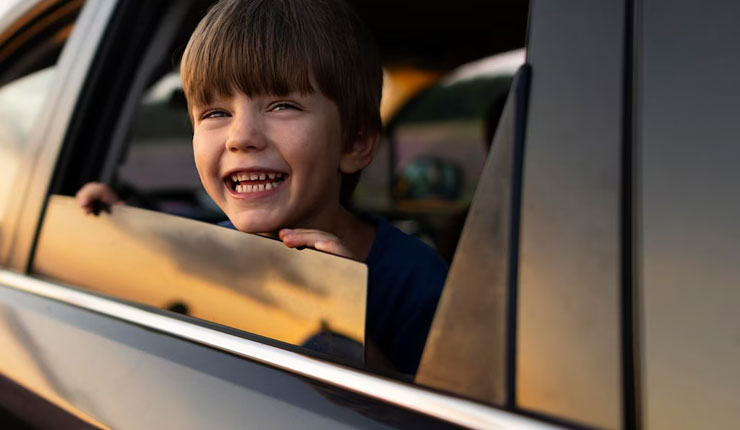 Astuces comment occuper les enfants sur la route des vacances ?