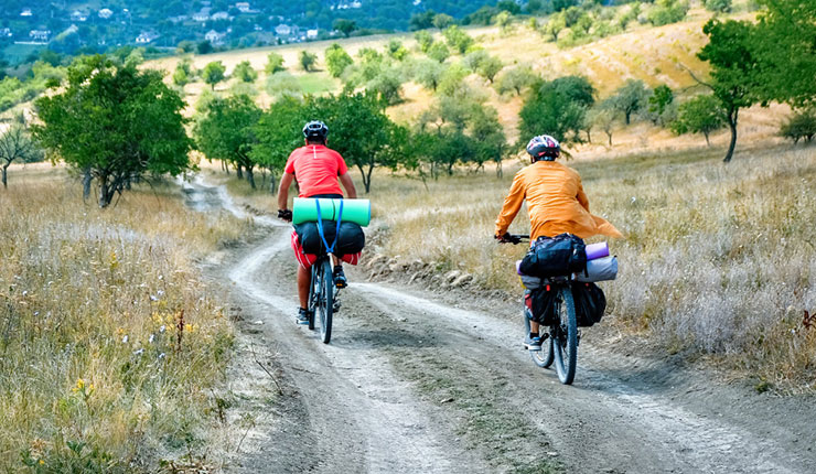 Voyager sans avion : itinéraires écoresponsables en train et à vélo en Europe